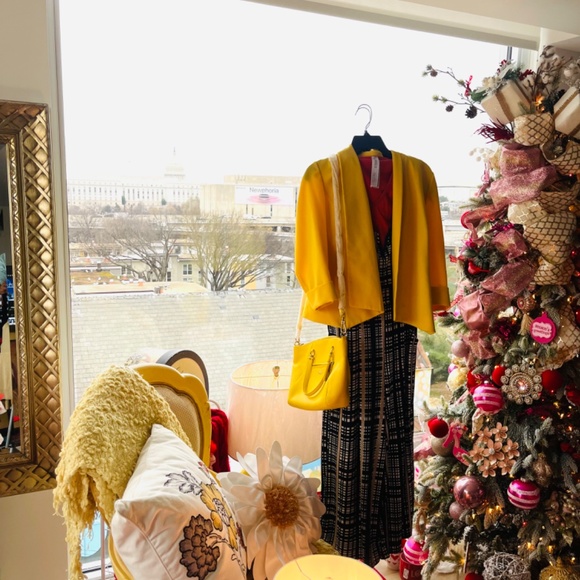 Abstract Design Romper - Picture 5 of 6